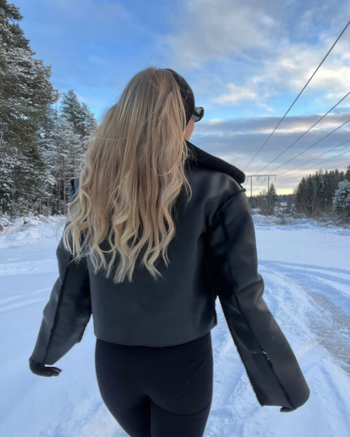 Photo #8 from sofiegullstrom with the caption: It’s brrrr outside 🥶