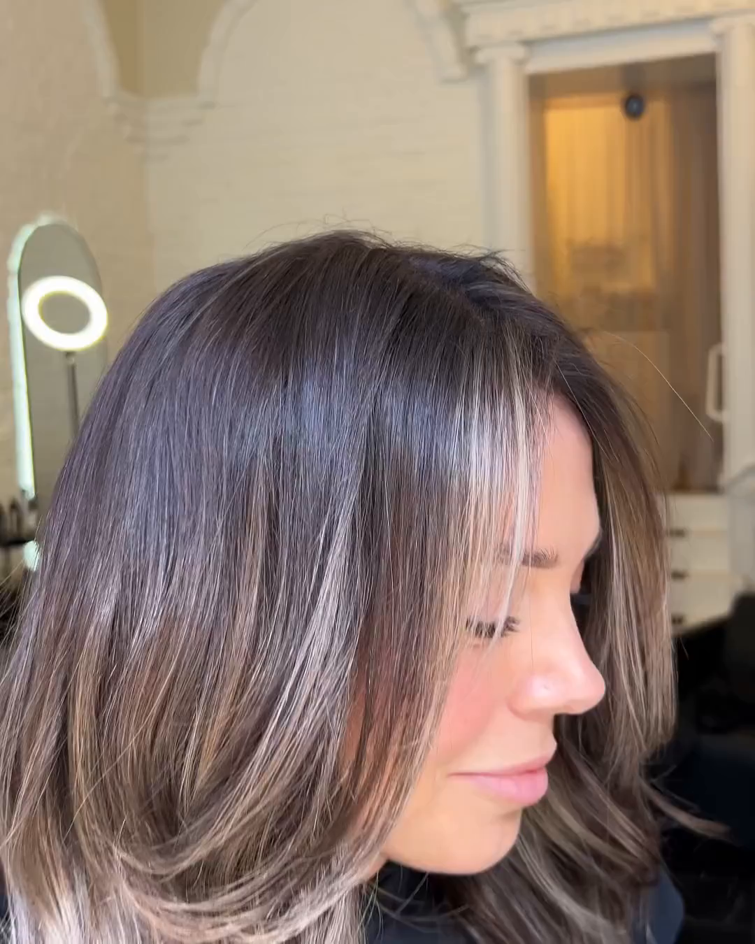 Video #10 from hairbynikkiii with the caption: Rich brunette for my doll netameholli 🤎
SWIPE➡️
Clip-on extensions from rapunzelofsweden were dyed to match her new shade